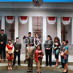 Sang Penguasa Sesungguhnya, Nyonya-Nyonya Istana