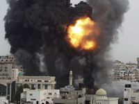 Israel Serang Gaza, Warga Sipil Jadi Korban