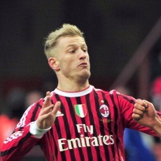 Rossoneri Dihadang Benteng Kokoh San Paolo