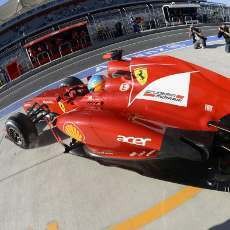 Vettel Dominan, Alonso Tetap Kalem