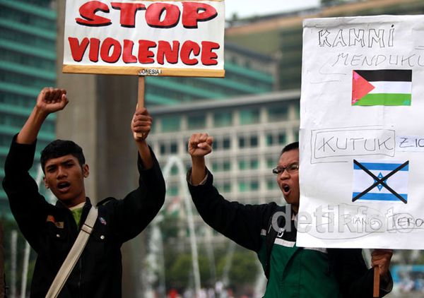 Aksi Mengecam Serangan Israel ke Palestina