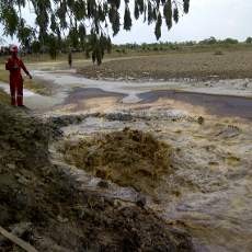 Giliran Tim PVMBG Teliti Semburan Lumpur di Benjeng
