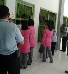 Ibu-ibu Menteri Miris Cewek Muda & Cantik Jadi Napi Narkoba