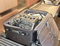 Mesin Ford Ini Muat di Koper Kecil