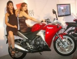 11.500 Unit Honda CBR250R Ditarik di India