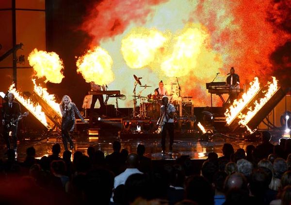 Meriahnya Acara American Music Awards 2012