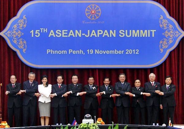 Presiden SBY Hadiri KTT Ke-21 ASEAN