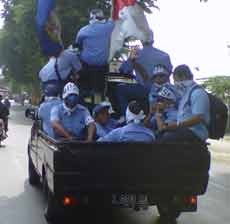 4.000 Buruh Dari Mojokerto Bergerak ke Surabaya