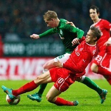 Bremen & Wolfsburg Petik Kemenangan