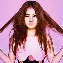 Yang Hyun Suk Beri Kejutan Lewat Single Baru Lee Hi