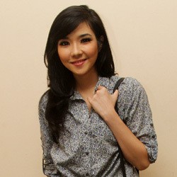 Dilamar Gading Marten, Gisel Makin Manis
