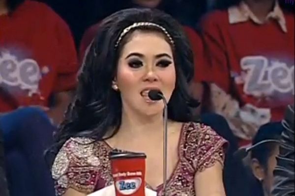 Syahrini Ingin diajari yohanna harso