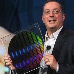 Prestasi Otellini yang Diukir di Intel