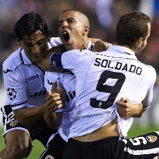 Los Che Kini Bidik Juara Grup