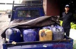 Oknum Polisi Diduga Beking Penyelundupan 65 Ton Solar di Kutai Barat