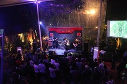 Live Review: Pure Saturday