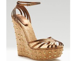  Sentuhan Klasik Hadir dalam 8 Sepatu Terbaru Gucci