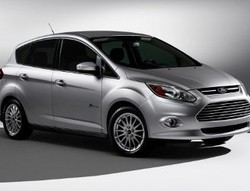 Mobil Ford C-Max Energi Diborong 