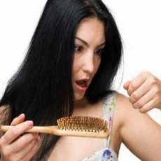 Masih Remaja Kok Rambut Sudah Rontok? Ini Penyebabnya