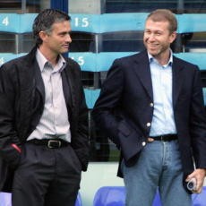 9 Tahun Memiliki Chelsea, Abramovich Pecat 7 Manajer