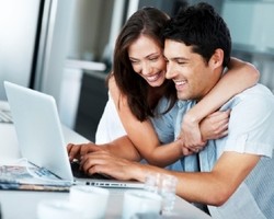 Agar Tidak Kesal & Merasa Diabaikan Saat Punya Kekasih Workaholic