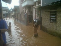 Banjir Sepaha, Warga Pesanggrahan Minta Jokowi Tinjau Lokasi