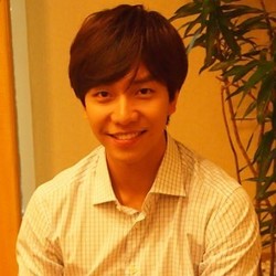 5 Pesona Lee Seung Gi yang Bikin Meleleh
