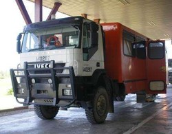 Naik Bus Anti Peluru, Siapa Takut?