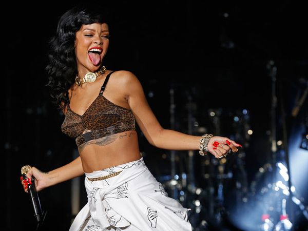 Konser Penuh Enerji 777 Rihanna