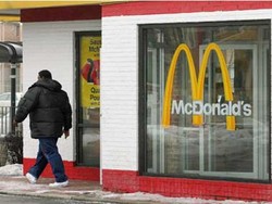Tukang Intip Ini Dilarang Masuk McDonalds di Seluruh Inggris