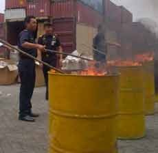 Bea Cukai Jatim I Musnahkan Rokok & Pita Cukai Senilai Rp 4 Miliar