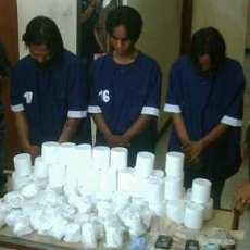 Trio Pengedar Pil Koplo Digulung Polisi