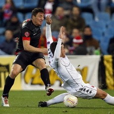 Atletico & Napoli Amankan Tiket Lolos