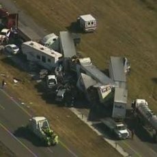 Kecelakaan Beruntun 140 Mobil di Texas, 2 Tewas & 80 Orang Luka-luka