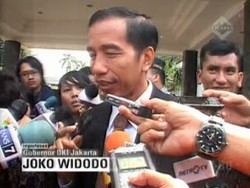 Jokowi: Tanggul Sedang Dikerjakan