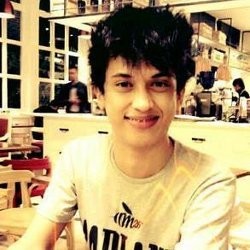 Farhat Abbas Juga Larang Rija Pakai Nama Rumor