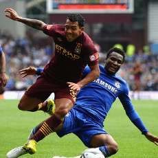 Tevez dan Catatan Tandang City Mengancam Debut Rafa