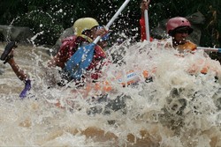 Semarang Rafting Package