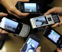 Bisnis Konten Digital, Operator Tak Mungkin Lawan Google cs