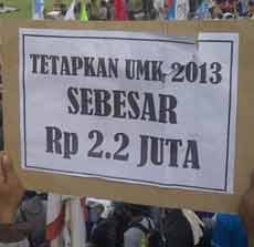 Hari Ini Gubernur Jatim Putuskan UMK 2013