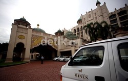 Para pemain timnas menginap di hotel ini sejak, Rabu (21/11/2012) lalu.