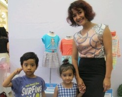 Baru 2 Tahun, Anak Widi Be Three Sudah Paham Mode & Pakai High Heels