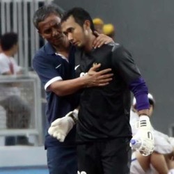 Endra Kartu Merah, Kiper Indonesia Tinggal Wahyu