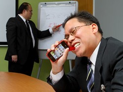 Nyam Nyam... Gurih Pedas Casing iPhone Rasa Kimchi!