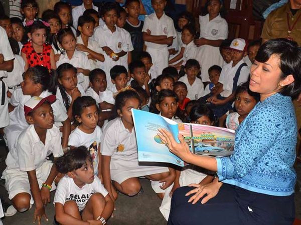 Blue Bird Bantu SD Di Batam