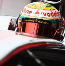 Hamilton Pole, McLaren Start 1-2