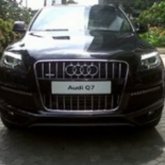 Audi Q7 Diet Hingga 350 Kg
