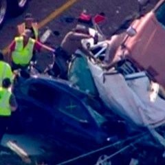 140 Mobil Tabrakan, 2 Tewas di Hari Thanksgiving