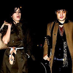 Pete Doherty Ngaku Pernah Pacari Amy Winehouse