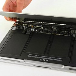 Ngambek, Samsung Hentikan Pasokan Baterai iPad